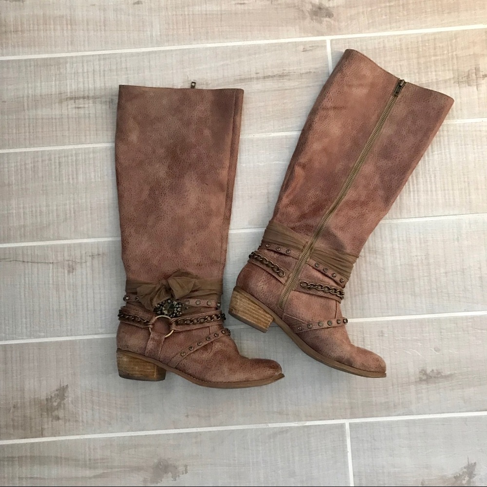 Detailed Riding Boots